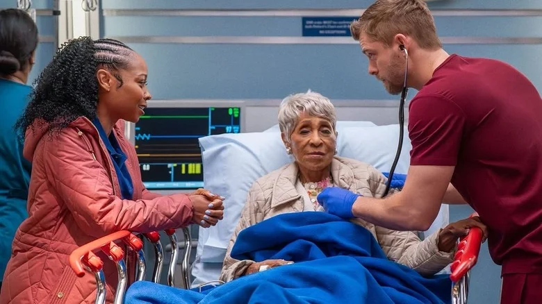 Ruth Williams (Marla Gibbs) in a hospital bed on Chicago Med