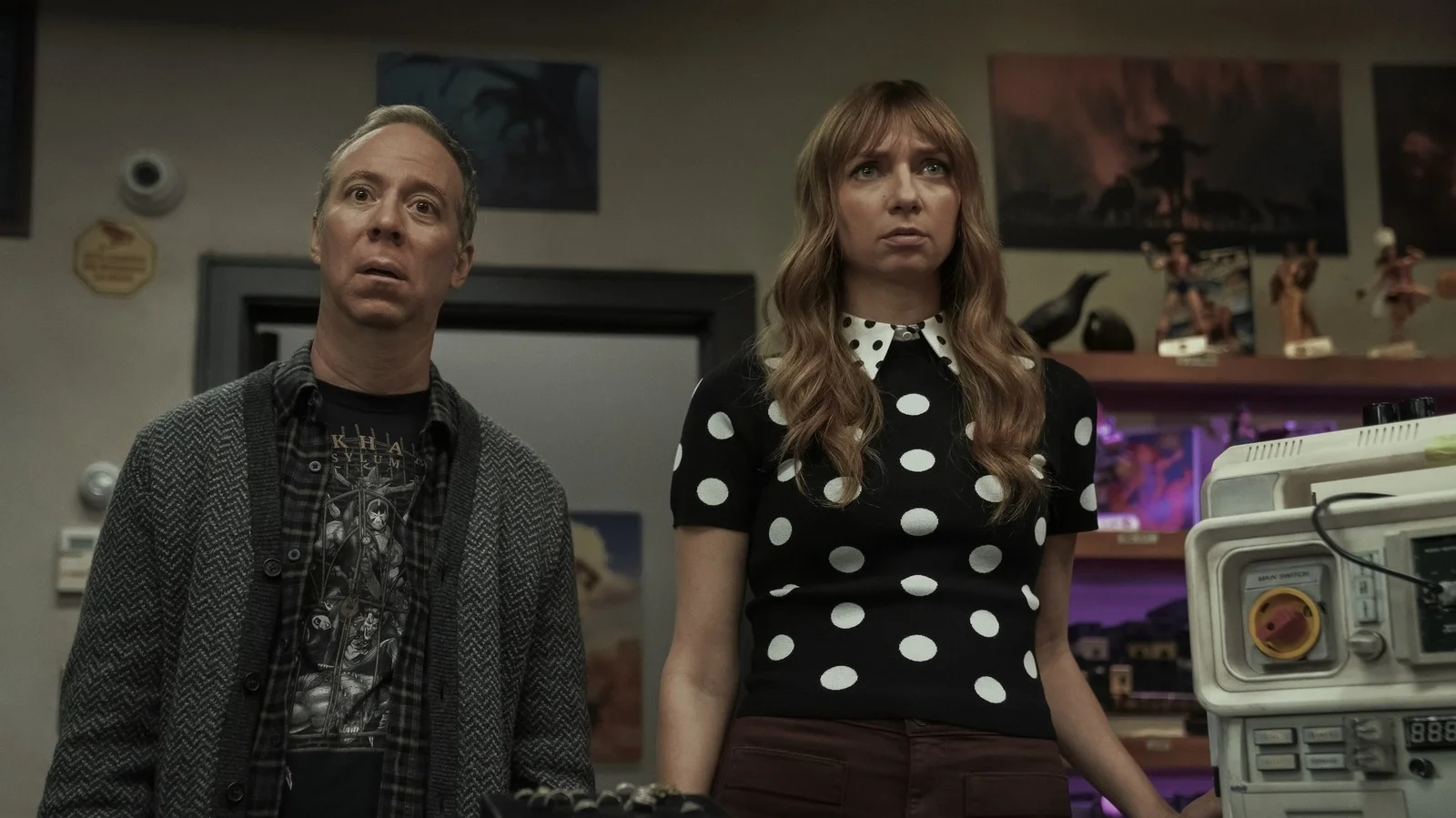 Stuart Fails To Saves The Universe Trailer: The Big Bang Theory Universe Goes Full Sci-Fi