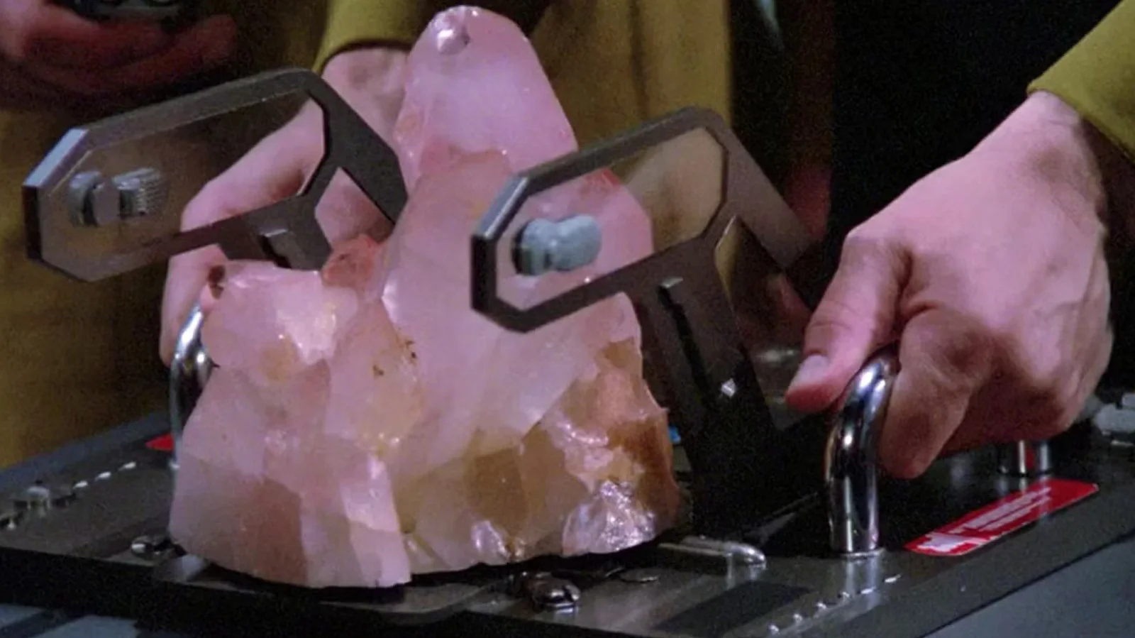 Star Trek's Dilithium Crystals Or Star Wars' Kyber Crystals: Which Is More Powerful?