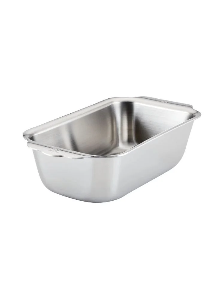 Image may contain: Bowl, Hot Tub, Tub, and Mixing Bowl