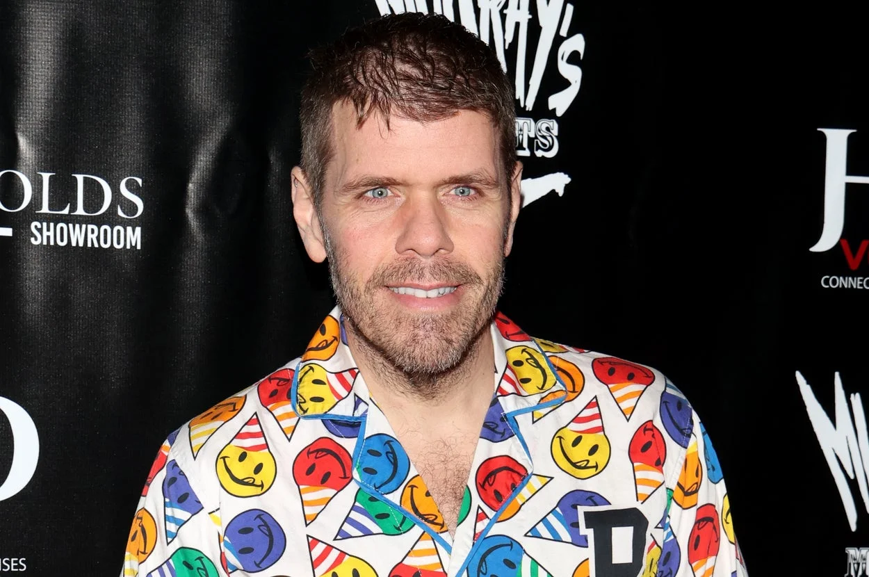 Perez Hilton Has Been Hospitalized After Seemingly Self-Harming During An Incredibly Distressing TikTok Livestream. Here’s Everything We Know.
